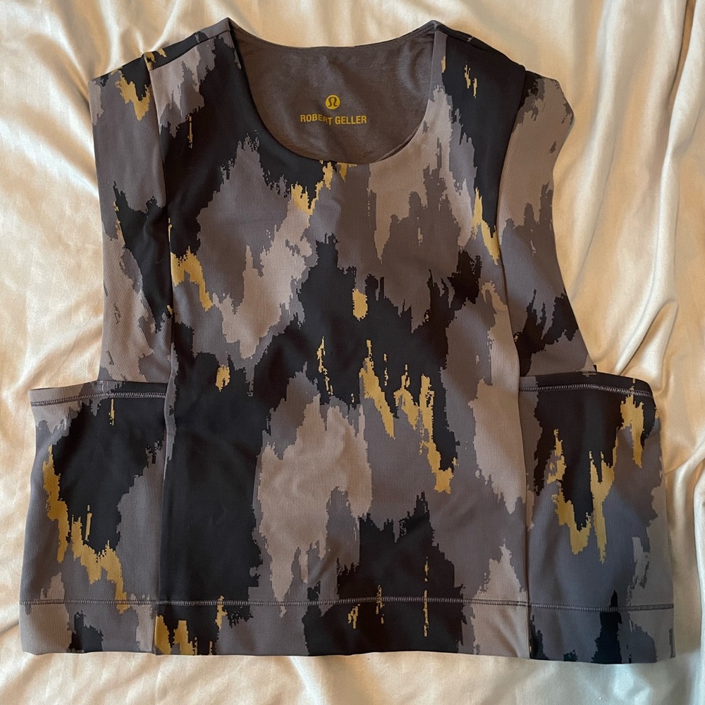 Lululemon x Robert Gellar cropped tank top